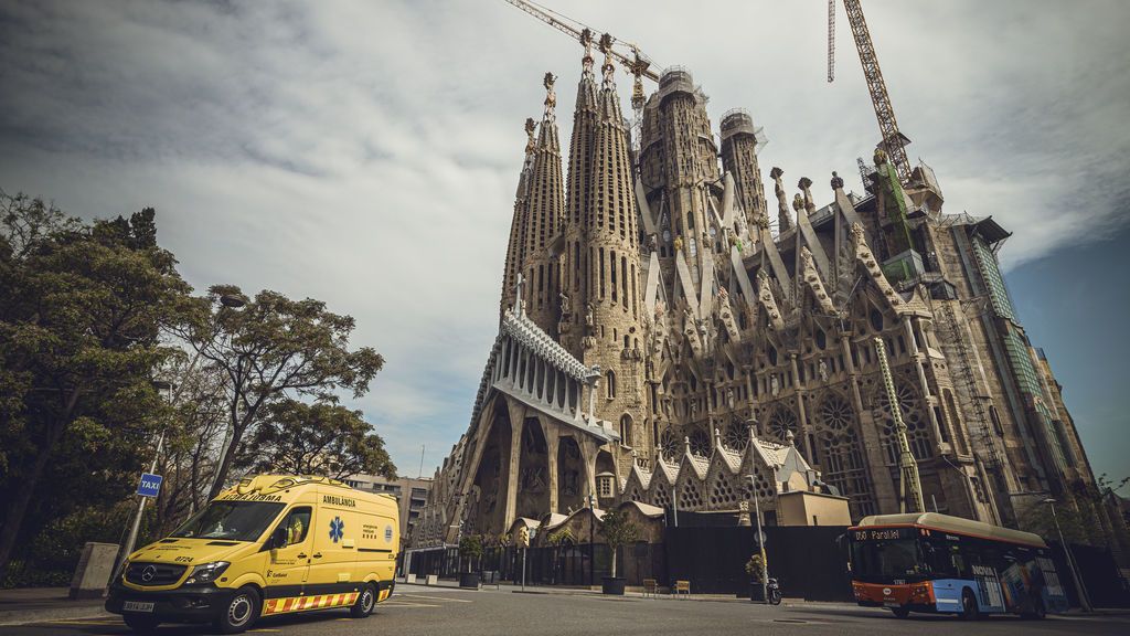 La Sagrada Familia reabre por fases: primero sanitarios, luego ciudadanos de Barcelona y luego turismo