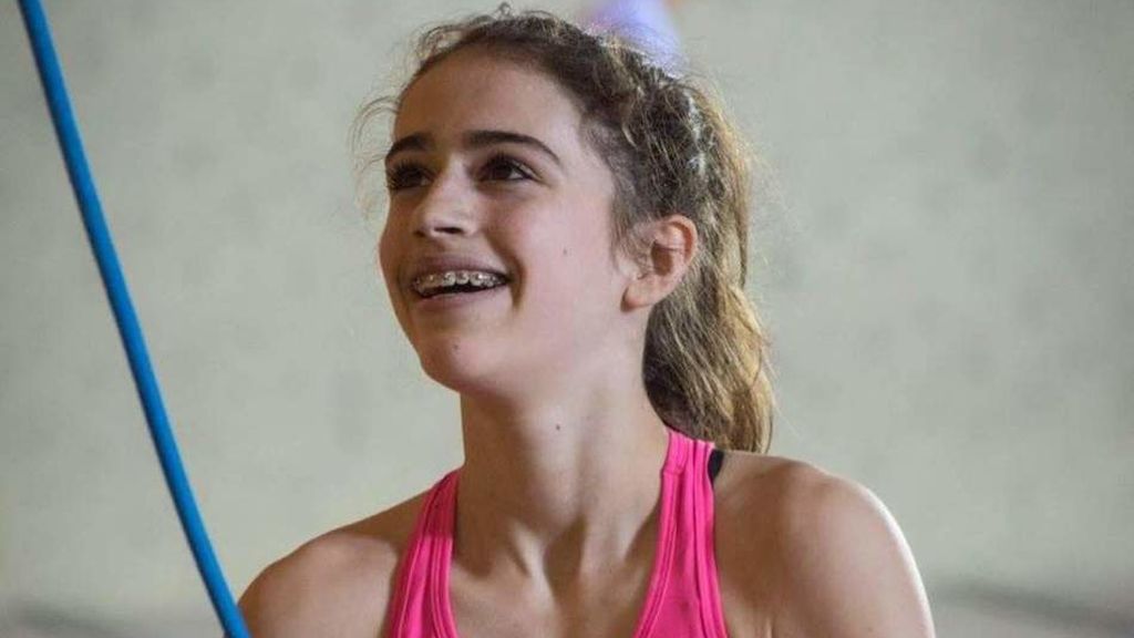 Fallece Luce Douady a los 16 años tras precipitarse por un acantilado: Era la mayor promesa europea de la escalada Fallece Luce Douady a los 16 años tras precipitarse por un acantilado: Era la mayor promesa europea de la escalada