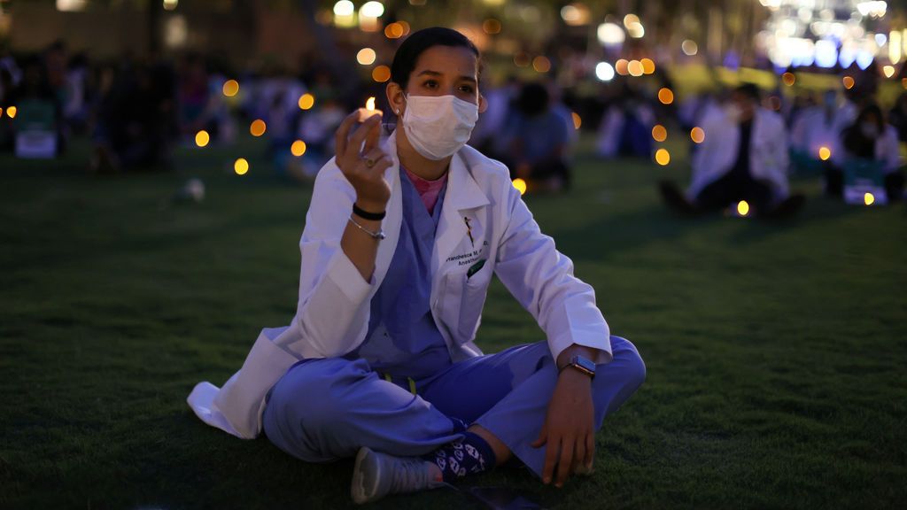 El mundo supera los 8 millones de casos y las 430.000 muertes por coronavirus El mundo supera los 8 millones de casos y las 430.000 muertes por coronavirus