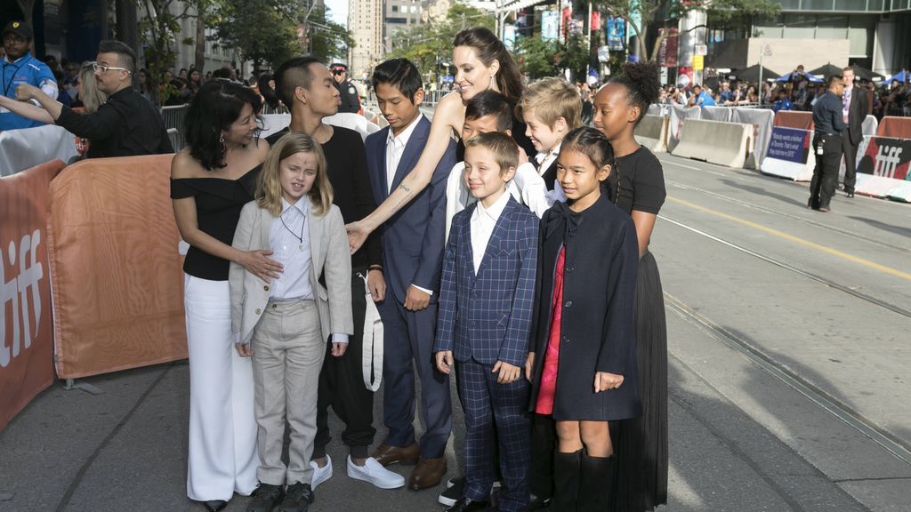 Angelina y sus hijos