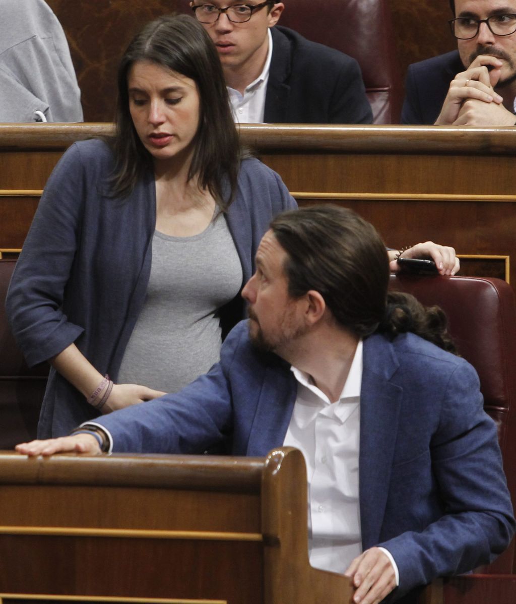 Irene Montero embarazada junto a Pablo Iglesias