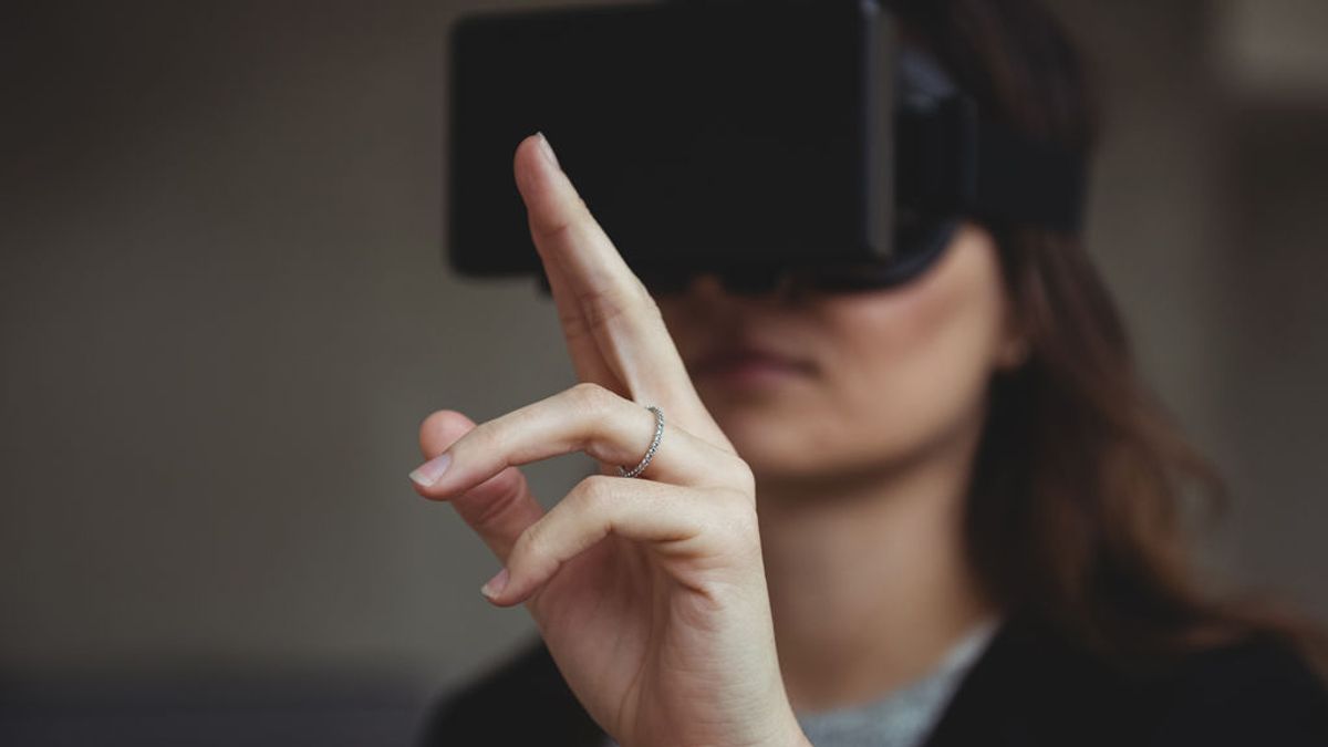 Recrear a un ser querido con realidad virtual para superar su pérdida: los expertos opinan