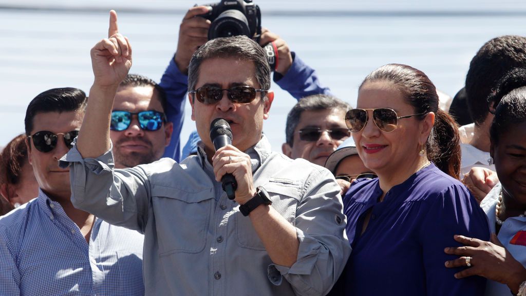 El presidente de Honduras y su esposa, enfermos de coronavirus El presidente de Honduras y su esposa, enfermos de coronavirus