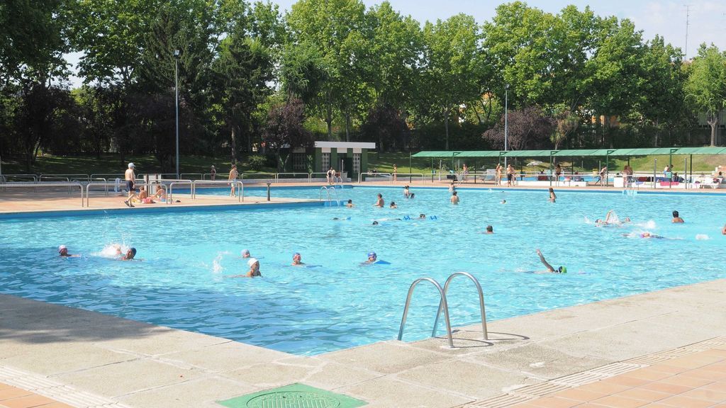 Vuelven las piscinas municipales a Madrid: fechas y condiciones de reapertura