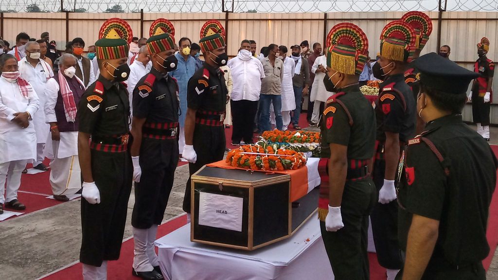 Funeral soldado indio