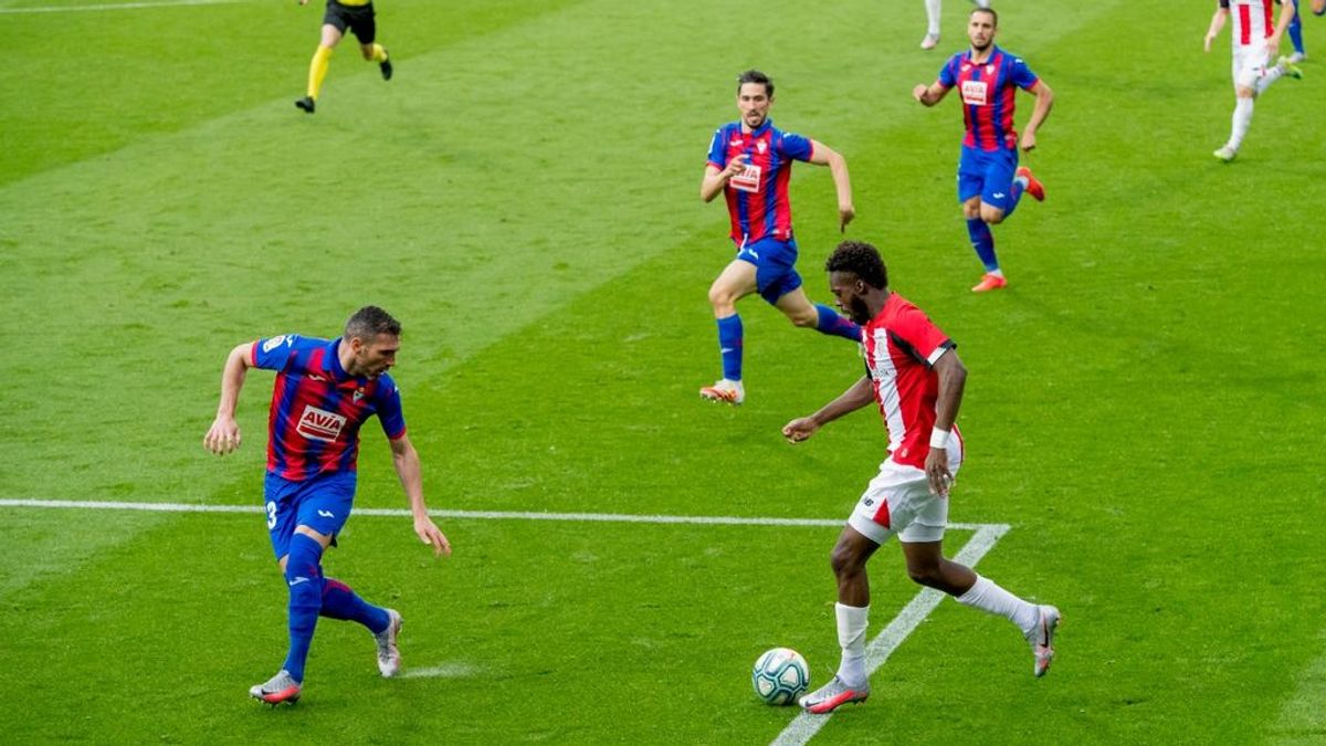 (2-2) Empate en el derbi vasco: Al Athletic no le sirve para llegar a Europa y al Eibar para la salvación (2-2) Empate en el derbi vasco: Al Athletic no le sirve para llegar a Europa y al Eibar para la salvación