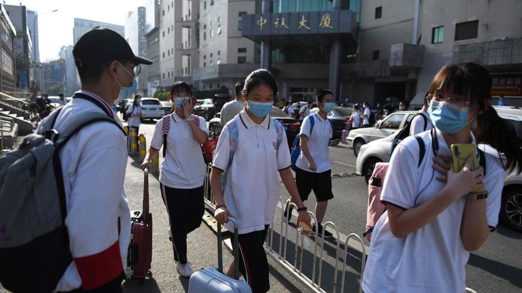 El coronavirus ha mutado en Pekín y “parece más agresivo”, según el exdirector de la OMS