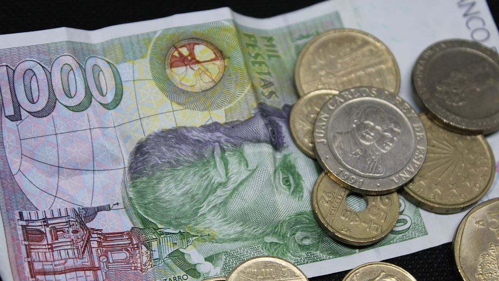 Sigue habiendo 1.610 millones de euros en pesetas sin cambiar y ya solo quedan seis meses para hacerlo