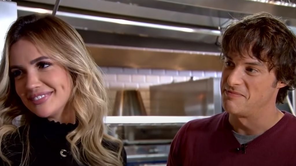Rebecca Lima y Jordi Cruz en las cocinas del programa donde él trabaja