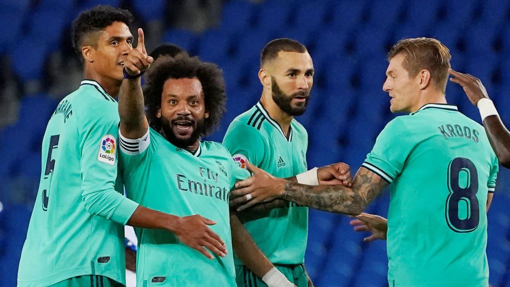 El Real Madrid estrena la 'nueva normalidad' recuperando el liderato ante la Real Sociedad (1-2) El Real Madrid estrena la 'nueva normalidad' recuperando el liderato ante la Real Sociedad (1-2)