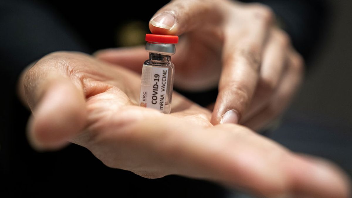 Crece el temor a que las primeras vacunas contra el coronavirus no protejan del contagio Crece el temor a que las primeras vacunas contra el coronavirus no protejan del contagio
