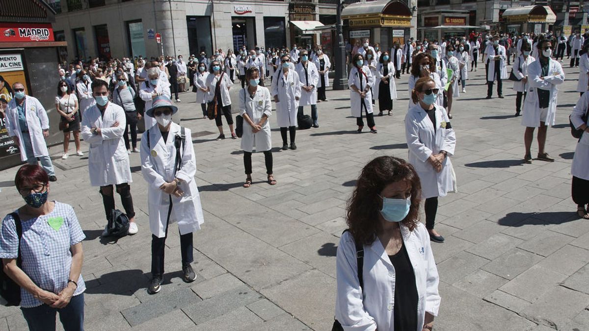 Insatisfacción y precariedad: la queja mayoritaria de los médicos españoles ante de la pandemia