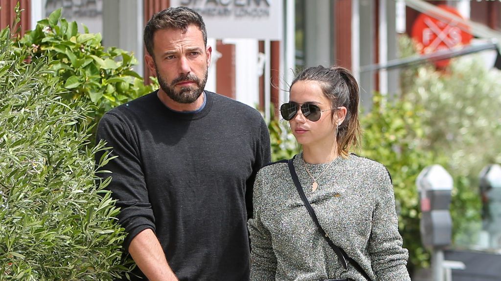 Fotografían a Ben Affleck y Ana de Armas discutiendo en plena calle