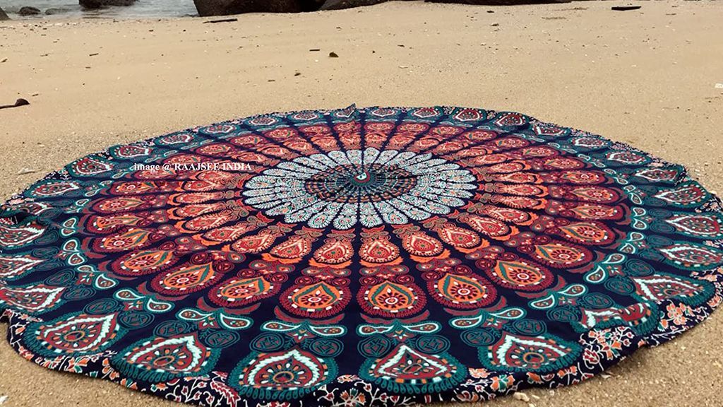 Toalla con forma redonda mandala