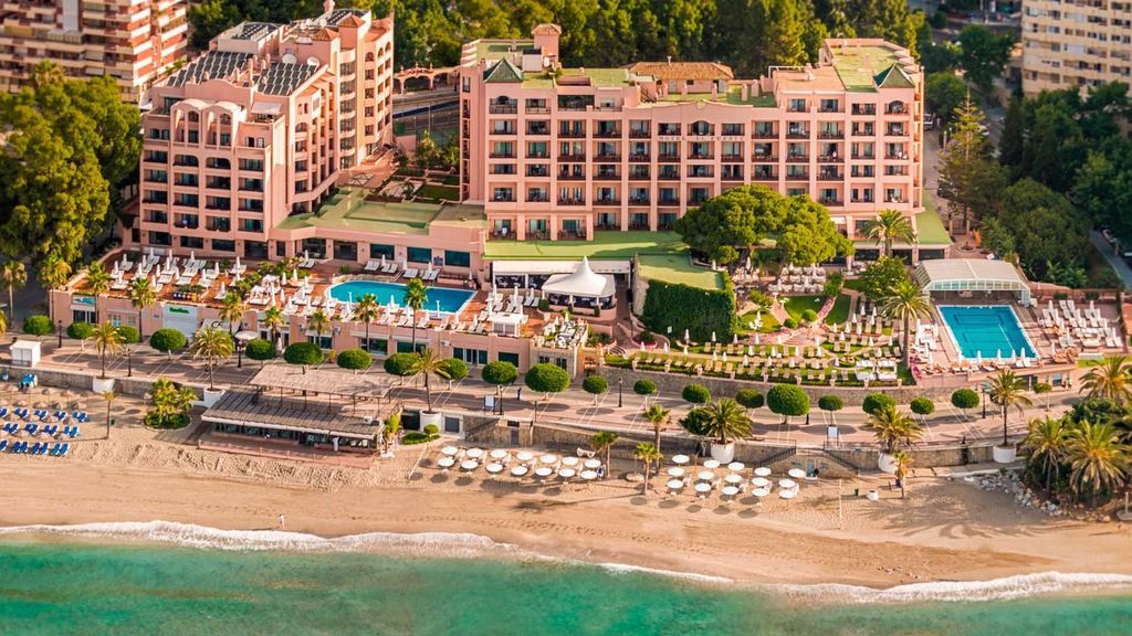 Las pernoctaciones hoteleras se hunden un 99,2% en mayo por las restricciones del estado de alarma Las pernoctaciones hoteleras se hunden un 99,2% en mayo por las restricciones del estado de alarma