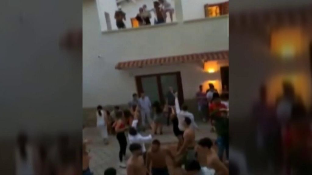 Fiesta ilegal en la finca donde asesinaron a sus abuelos