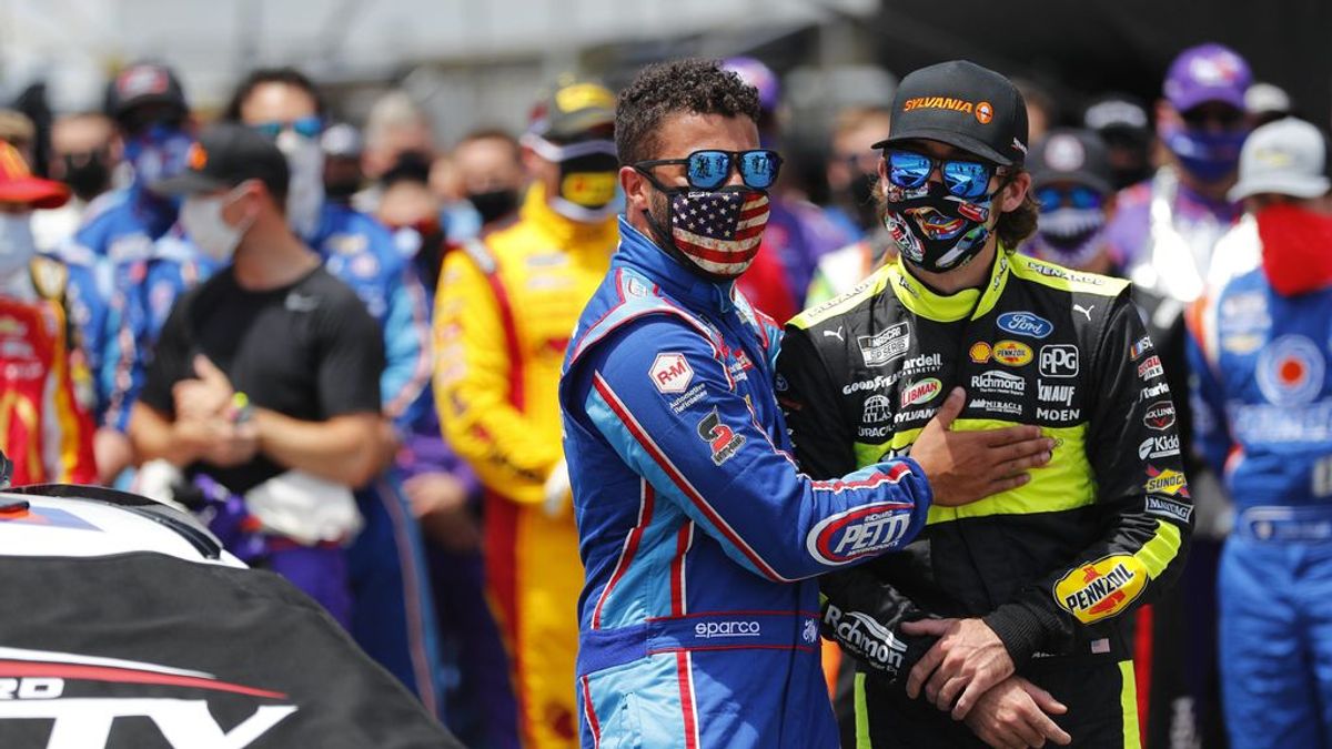El FBI confirma que la soga encontrada en el box de Bubba Wallace no era un ataque racista: "Llevaba ahí desde 2019" El FBI confirma que la soga encontrada en el box de Bubba Wallace no era un ataque racista: "Llevaba ahí desde 2019"