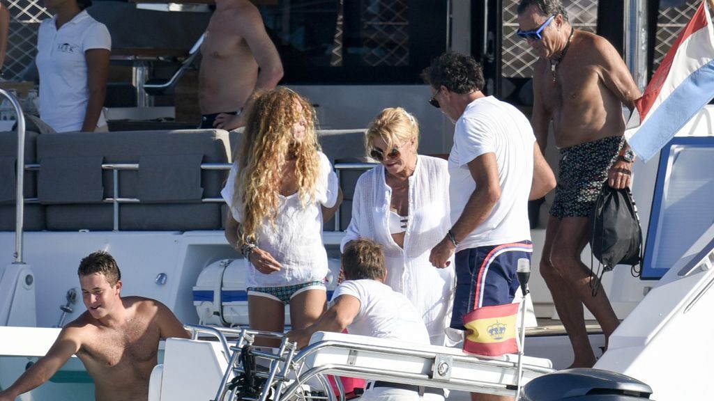 El clan, de vacaciones en Formentera