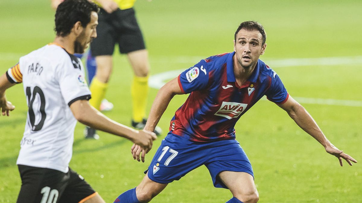 (1-0) El Eibar coge aire venciendo al Valencia en Ipurúa (1-0) El Eibar coge aire venciendo al Valencia en Ipurúa