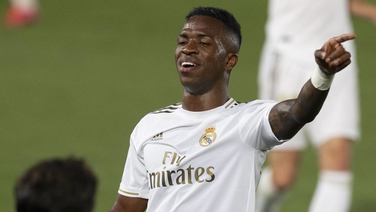 Vinicus ya tiene galones: el jugador brasileño sigue siendo eléctrico, pero ahora tiene definición Vinicus ya tiene galones: el jugador brasileño sigue siendo eléctrico, pero ahora tiene definición