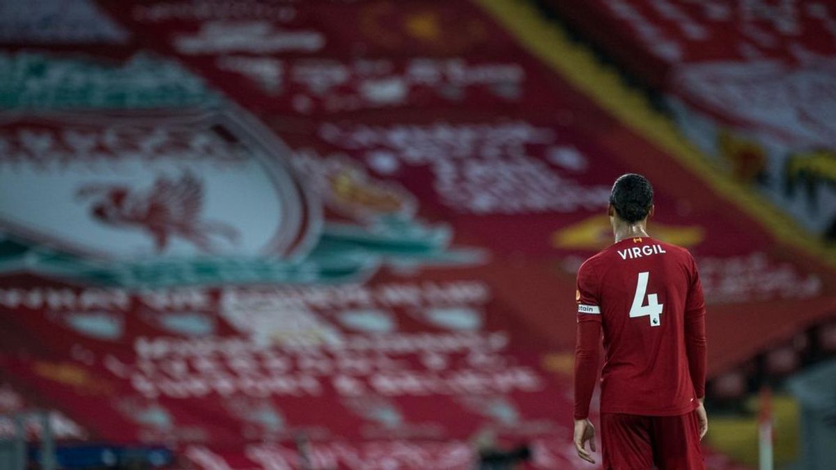 Van Dijk durante un partido Van Dijk durante un partido