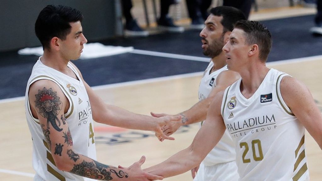Campazzo, Carroll y Deck Campazzo, Carroll y Deck