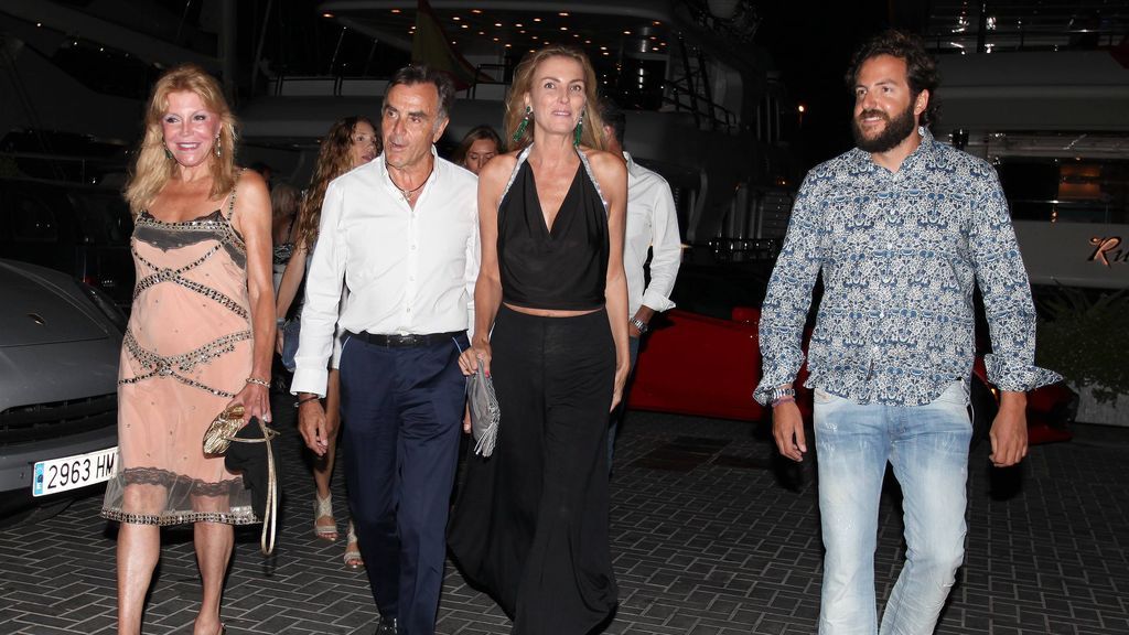 Borja, Manolo y Tita, en Ibiza (2014)
