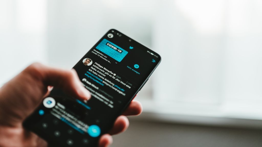¿Está el mundo más triste? Un equipo de matemáticos ha estudiado Twitter y asegura que sí