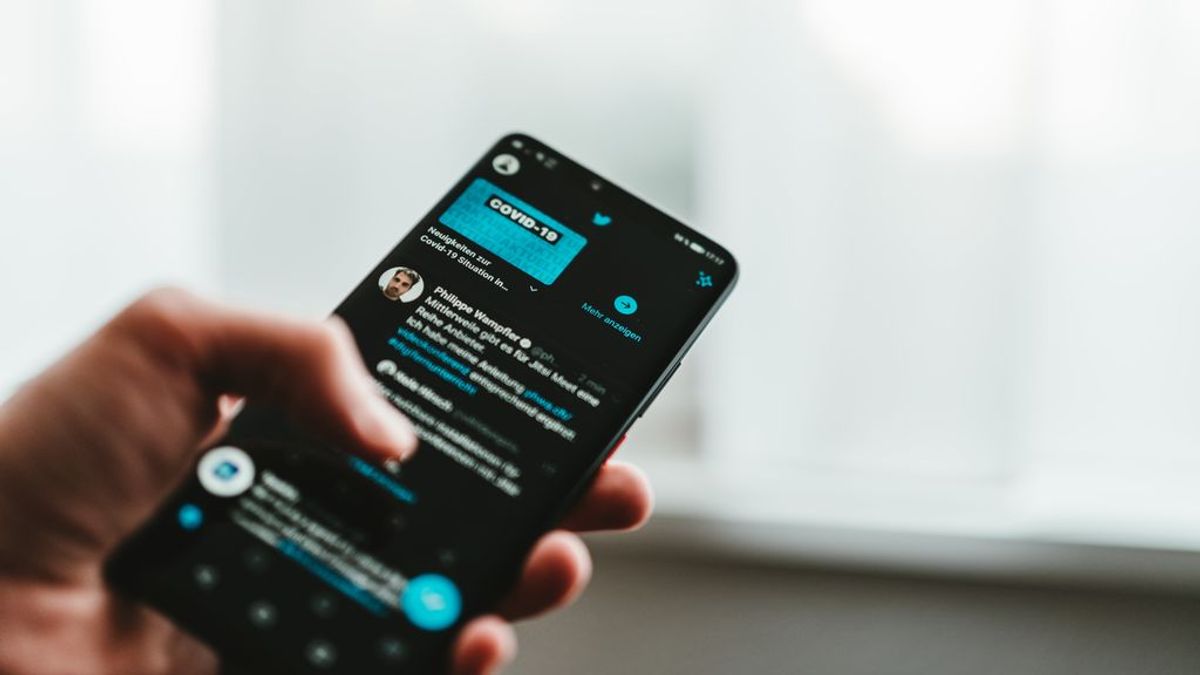¿Está el mundo más triste? Un equipo de matemáticos ha estudiado Twitter y asegura que sí ¿Está el mundo más triste? Un equipo de matemáticos ha estudiado Twitter y asegura que sí