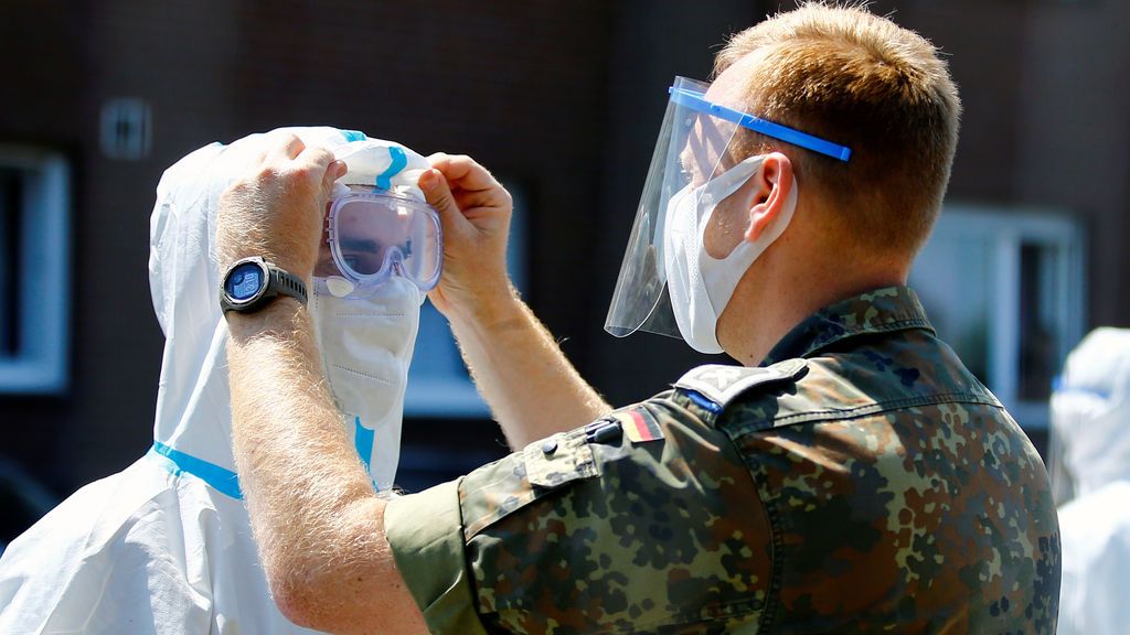 Alemania se dispone a hacer limpieza de neonazis en las fuerzas especiales de su Ejército Alemania se dispone a hacer limpieza de neonazis en las fuerzas especiales de su Ejército