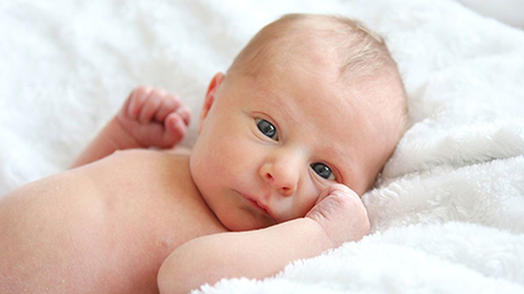 Un recién nacido podrá percibir los cambios de luz.