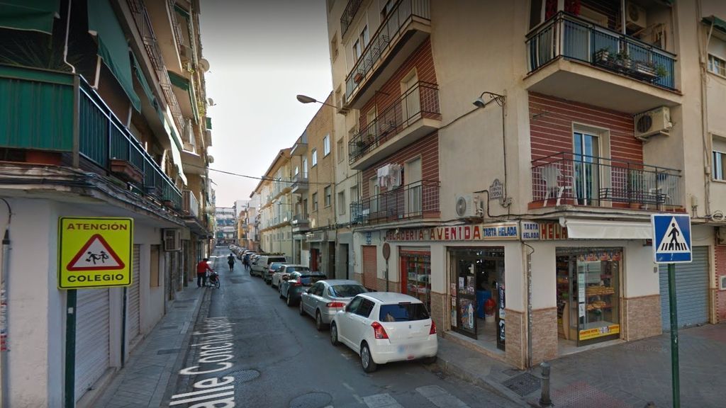 Denunciado un hombre en Granada por trabajar en su comercio a pesar de estar enfermo de coronavirus Denunciado un hombre en Granada por trabajar en su comercio a pesar de estar enfermo de coronavirus