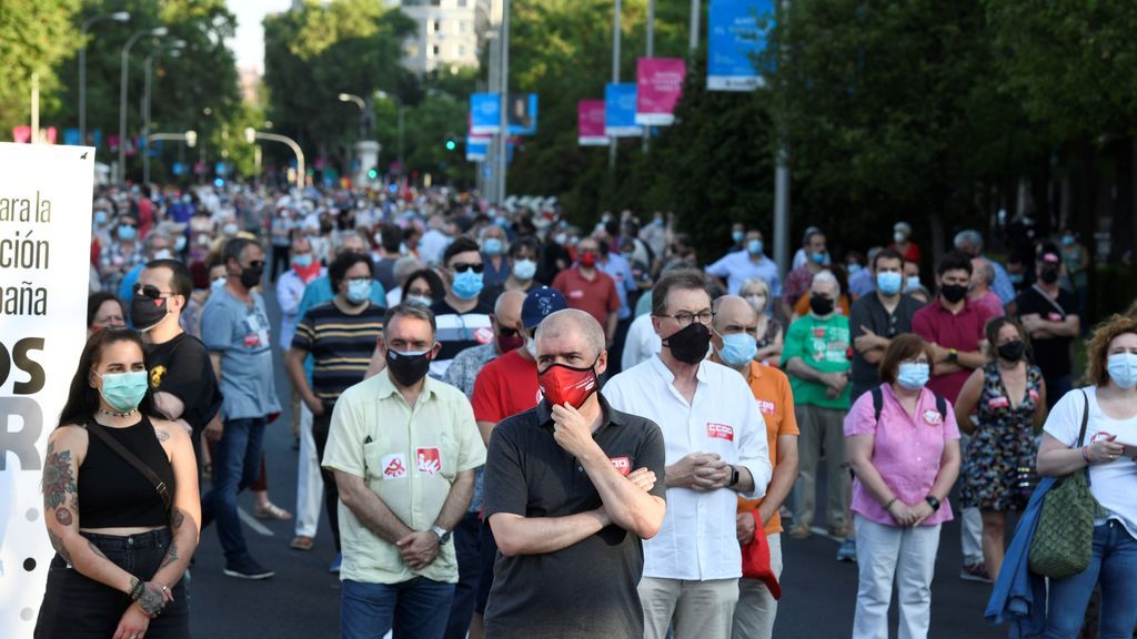 Miles de personas se concentran en Madrid por la reconstrucción social