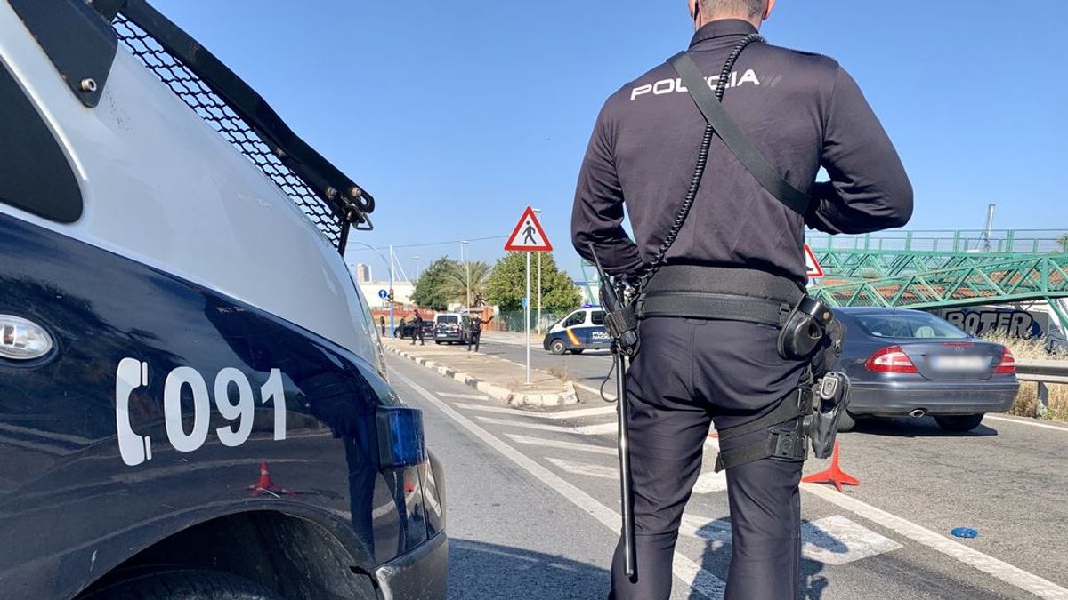 Desmantelan una red que habría obtenido más de 250.000 euros a través de anuncios falsos de pisos turísticos Desmantelan una red que habría obtenido más de 250.000 euros a través de anuncios falsos de pisos turísticos