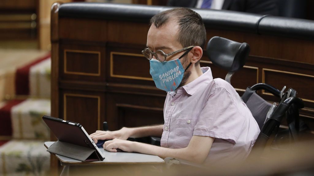 Echenique acusa a Vox de inventar un bulo con la pedrada recibida por la diputada Rocio de Meer en Sestao Echenique acusa a Vox de inventar un bulo con la pedrada recibida por la diputada Rocio de Meer en Sestao