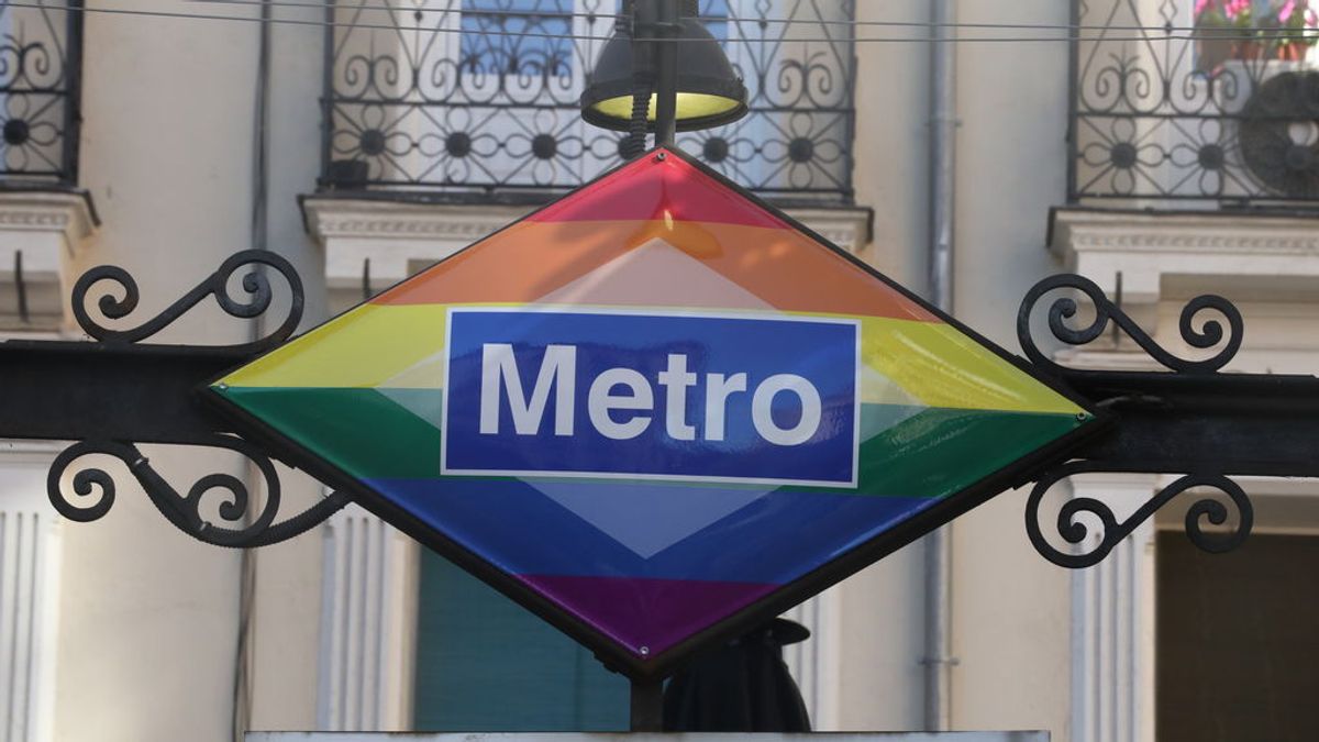 En Chueca, también el metro es arcoíris En Chueca, también el metro es arcoíris