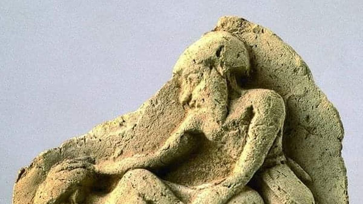 El bajorrelieve de terracota resurge miles de años después: recopilación de los mejores memes de la escultura