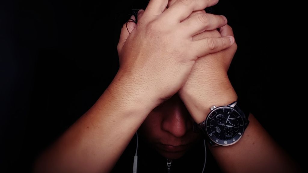 "Me obsesioné con la tos de un vecino y tomaba 30 ansiolíticos al día": aumentan los trastornos mentales tras la COVID "Me obsesioné con la tos de un vecino y tomaba 30 ansiolíticos al día": aumentan los trastornos mentales tras la COVID