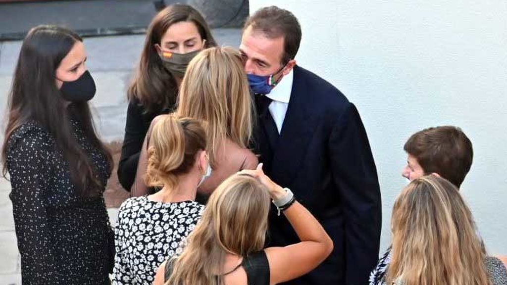 Alessandro Lequio y Ana Obregón, en el funeral de su hijo Álex