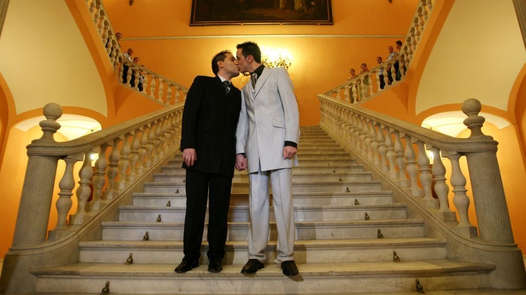 El matrimonio igualitario cumple 15 años tras unir a más de 55.000 parejas El matrimonio igualitario cumple 15 años tras unir a más de 55.000 parejas