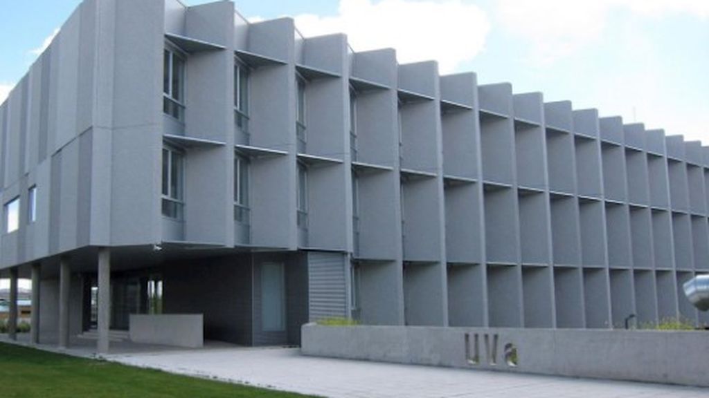El primer edificio con el certificado libre de Covid-19: Felpudos desinfectantes, pasillos y escaleras de sentido único El primer edificio con el certificado libre de Covid-19: Felpudos desinfectantes, pasillos y escaleras de sentido único
