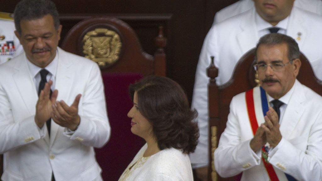 Culebrón en las elecciones de República Dominicana: un expresidente rival de su mujer y un favorito con coronavirus Culebrón en las elecciones de República Dominicana: un expresidente rival de su mujer y un favorito con coronavirus