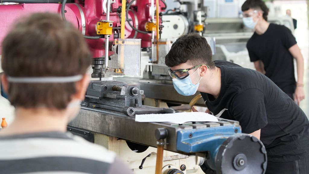 La FP son los estudios que más suben: un 6% más de alumnado La FP son los estudios que más suben: un 6% más de alumnado