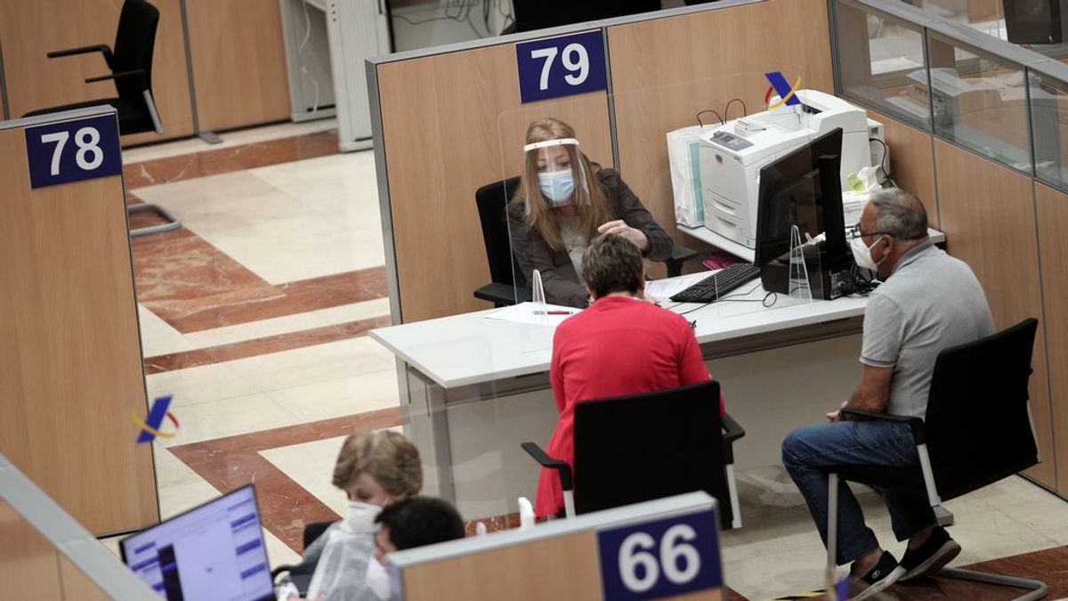Los españoles que ganan más de 600.000 euros al año suben un 21% en 2018 Los españoles que ganan más de 600.000 euros al año suben un 21% en 2018