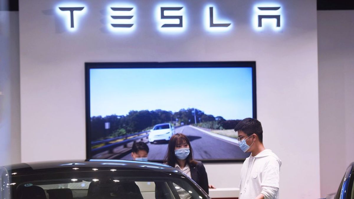 Tesla desbanca a Toyota como el fabricante automovilístico con mayor valor en Bolsa Tesla desbanca a Toyota como el fabricante automovilístico con mayor valor en Bolsa