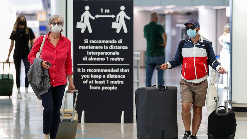 Italia se pone dura e impondrá cuarentena a los viajeros extracomunitarios Italia se pone dura e impondrá cuarentena a los viajeros extracomunitarios