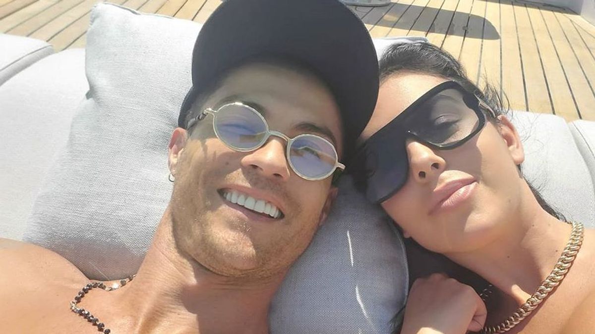 Un yate de 16 millones de euros: las vacaciones de Georgina Rodríguez y Cristiano Ronaldo por la costa italiana