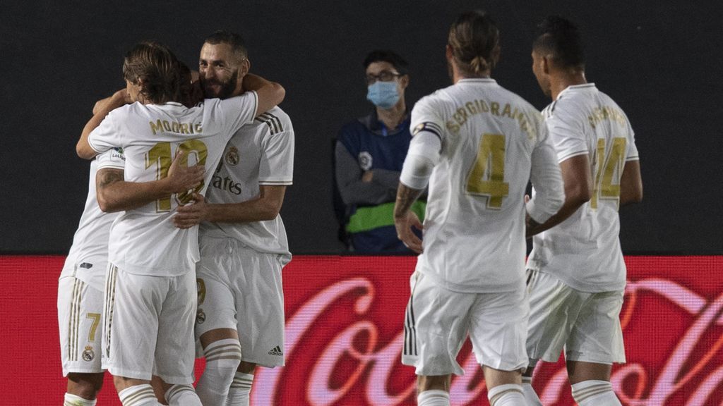 Benzema celebra un gol del Real Madrid.