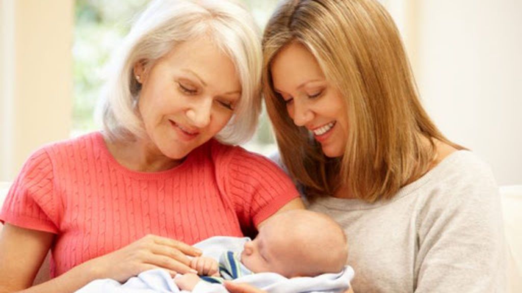 Esa conexión especial se transmitirá entre las mujeres de la familia.