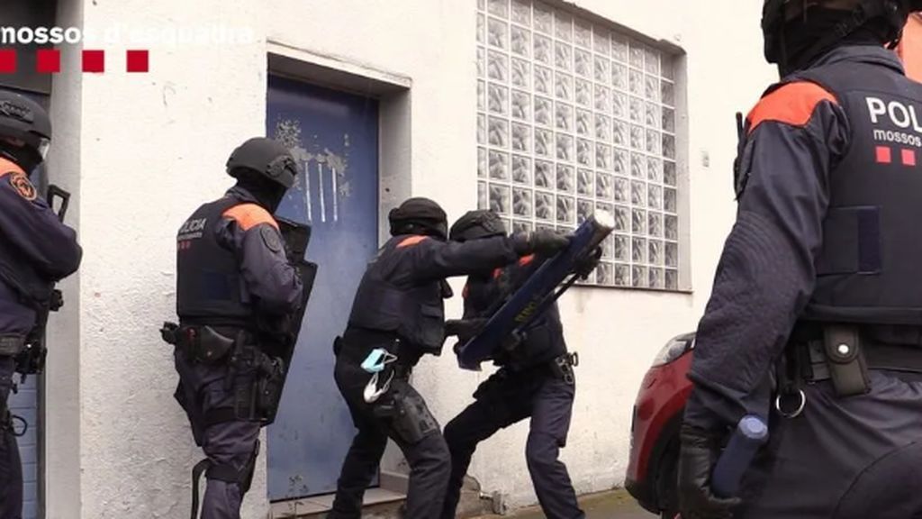 Macrooperación en Barcelona descabeza un clan especializado en robos violentos